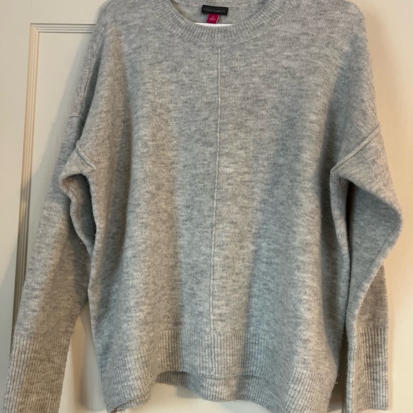 Vince Camuto Light Gray Crew Neck Sweater - Picture 2 of 4